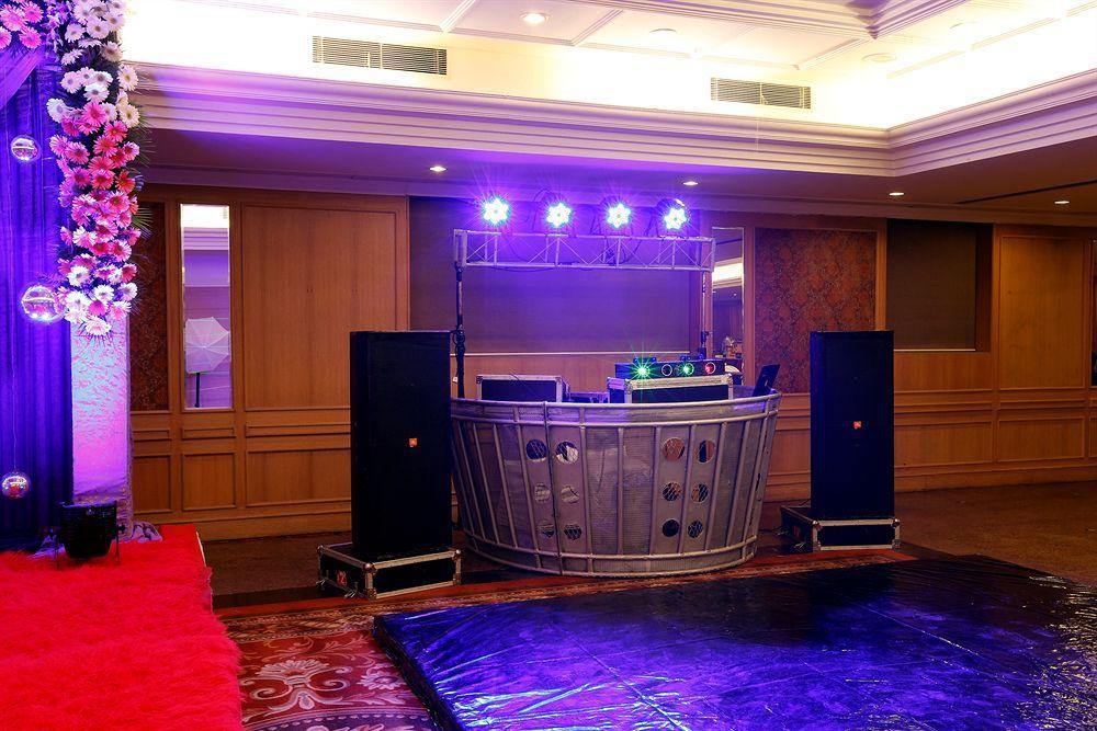 Townhouse 517 La Sapphire Near Delhi Airport Hotel Ню Делхи Екстериор снимка