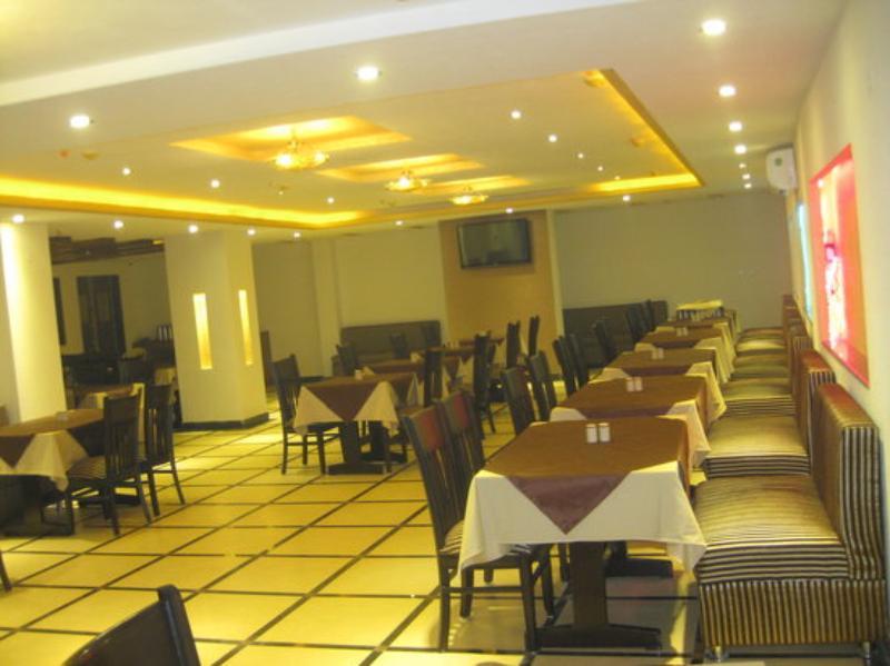 Townhouse 517 La Sapphire Near Delhi Airport Hotel Ню Делхи Екстериор снимка