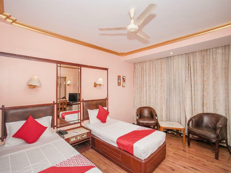 Townhouse 517 La Sapphire Near Delhi Airport Hotel Ню Делхи Екстериор снимка